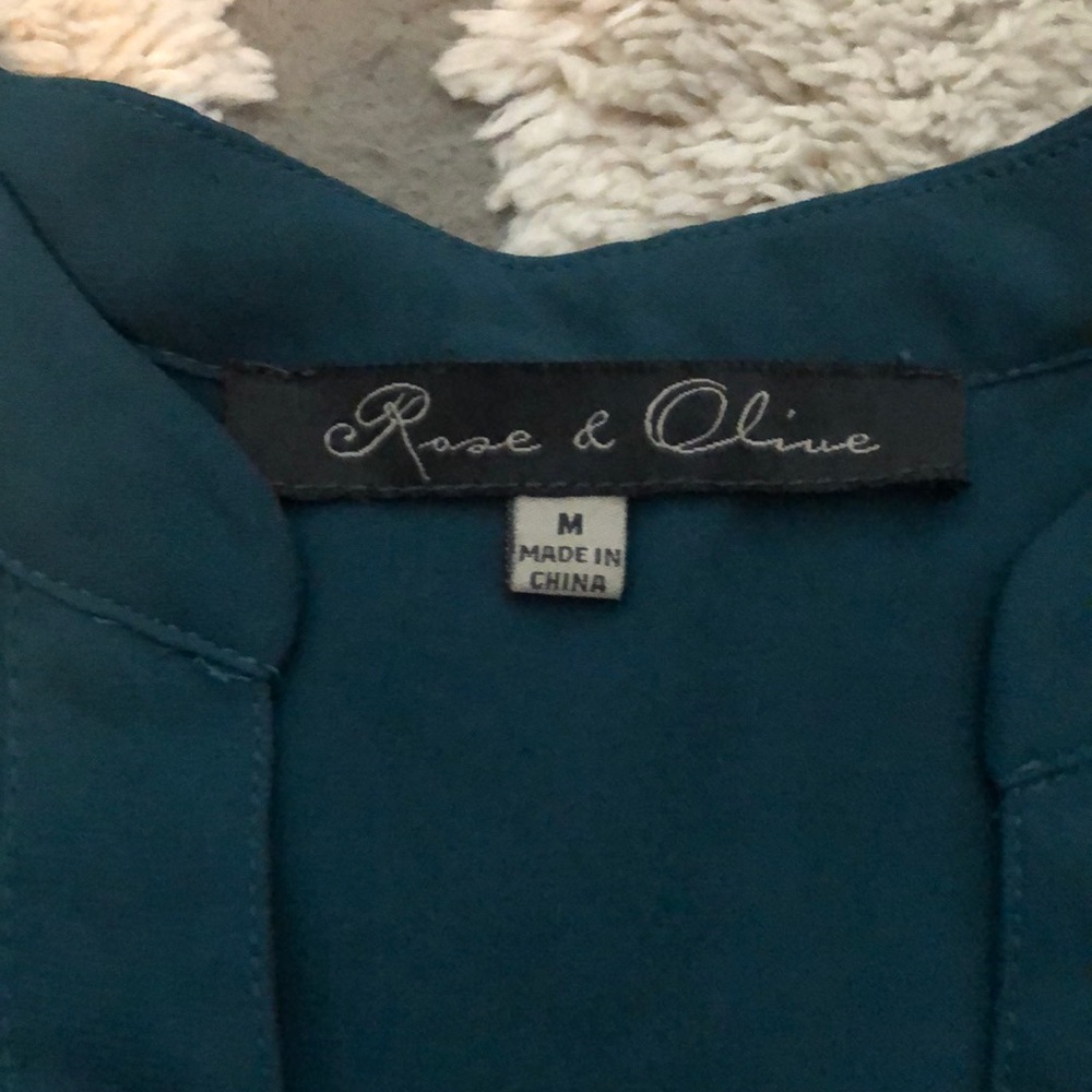 Blouse - Picture 2 of 8